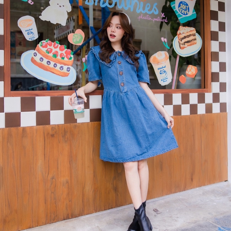 on.december25 เดรส 90s collar doll