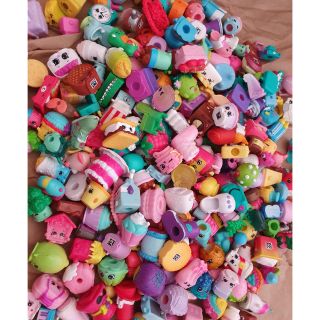 **มือสอง** Shopkins มือสอง สุ่ม 20 ตัว ค่ะ ขนาดตัว 1-2.5 cm