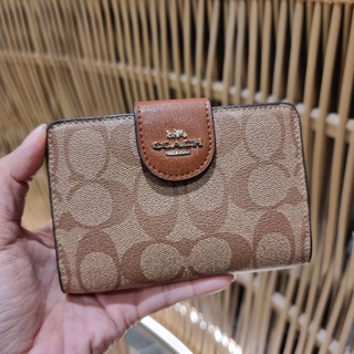 ส่งฟรี🔥กระเป๋าสตางค์ coach ใบกลาง ของแท้💯 สีน้ำตาลอ่อน กระเป๋าเงิน ผู้หญิง ขายดี มีซิป