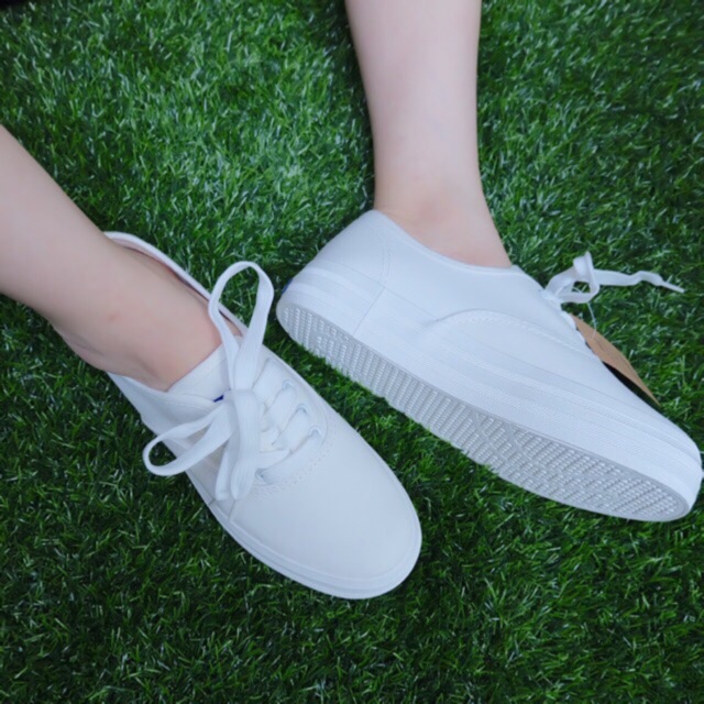 สินค้า รองเท้า ผ้าใบ ขาวล้วน 124-white bidibi เสื้อเชิ้ต ชุดเดรสยาว ชุดเดรสสั้น