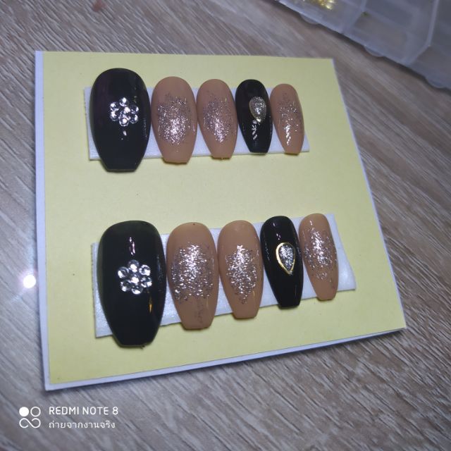 ➡️N97🦄เล็บปลอมสำเร็จรูป💅งานเจลแท้💯แถมฟรี กาว+ตะไบ