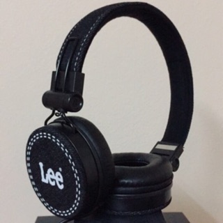 หูฟัง ครอบหู headphone ยี่ห้อLee หุ้มยีนส์Lee