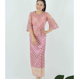 SALE ลูกไม้ อก36/38/40/42 มี11สี ผ้าถุงขายแยก ผ้าลูกไม้ฝรั่งเศษเกรดพรีเมี่ยม นำมาตัดเย็บอย่างปราณีต คอกลมซิปซ่อนด้านหลัง