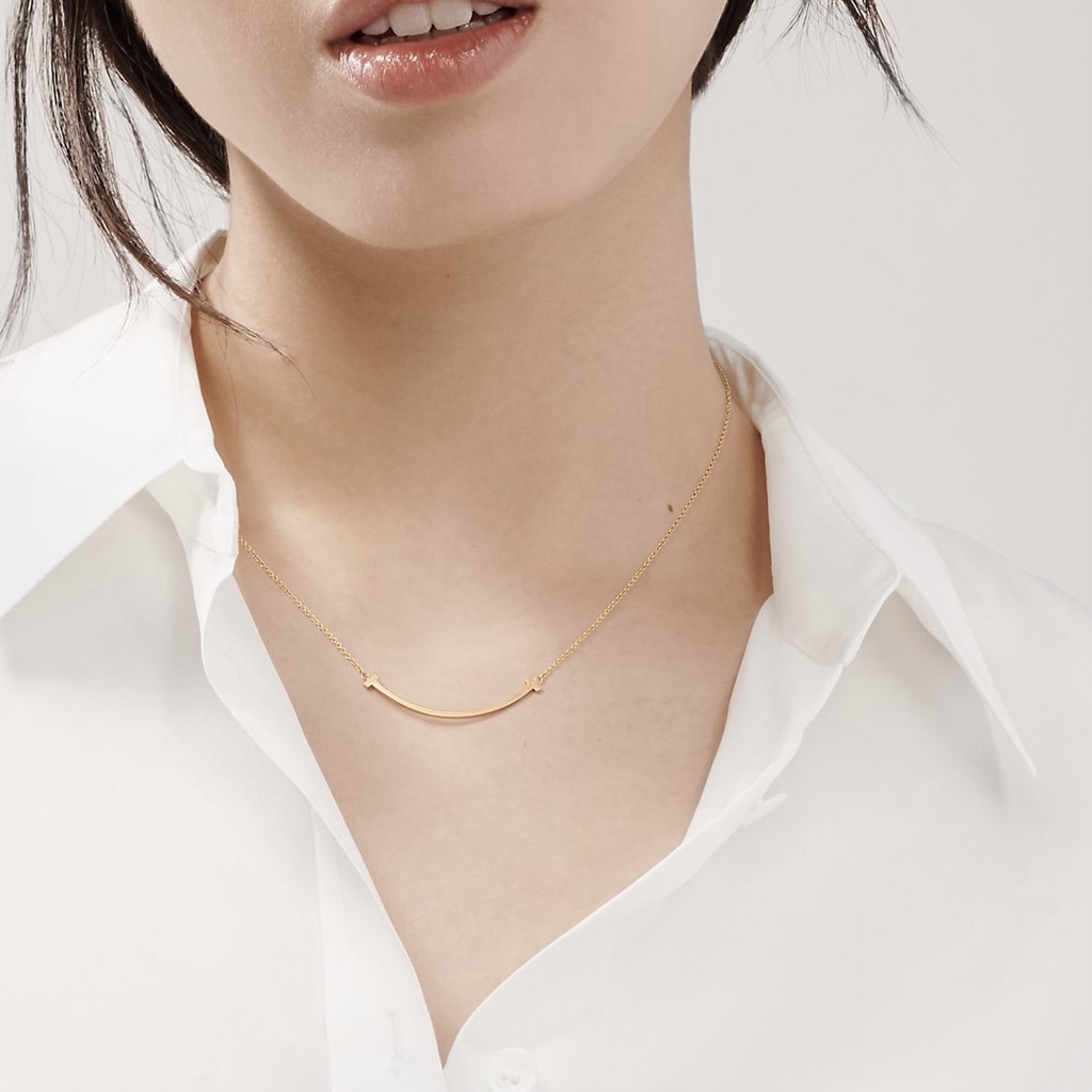 สร้อยคอหน้ายิ้มดีไซน์หรูหราเพชรCz การออกแบบเฉพาะงานไฮเอนด์งานชุบ14K