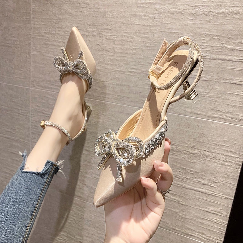 35-42 ขนาดขนาดใหญ ่ โบว ์ กลางส ้ นรองเท ้ าเซ ็ กซี ่ Rhinestone ส ้ นรองเท ้ าแบนสายรัดกริชรองเท ้ าแต ่ งงานรองเท ้ า