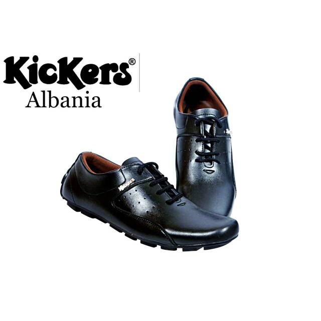 รองเท้า Kickers Albania