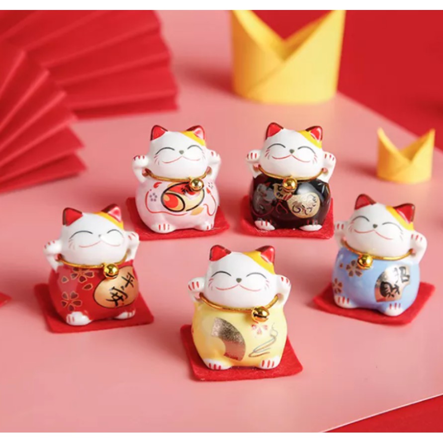 SET 5 ชิ้น GOD OF WEALTH CATS - EXTREMELY LUCKY - 5 MANEKI NEKO CATS