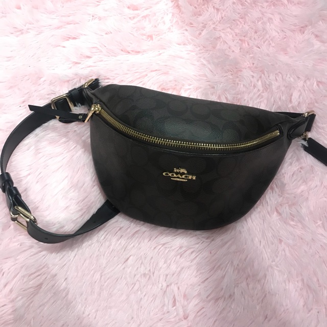 กระเป๋าคาดอก Coach ของแท้ใช้น้อย