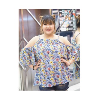 เสื้อสายเดี่ยวลายดอก เว้าแขน