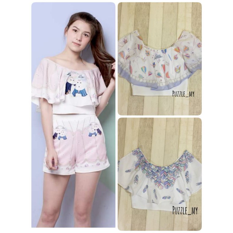 เสื้อปาดไหล่ พร้อมส่ง/C02