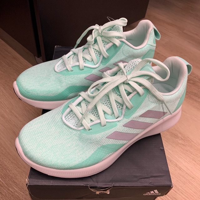 รองเท้า adidas รุ่น purebounce+street w