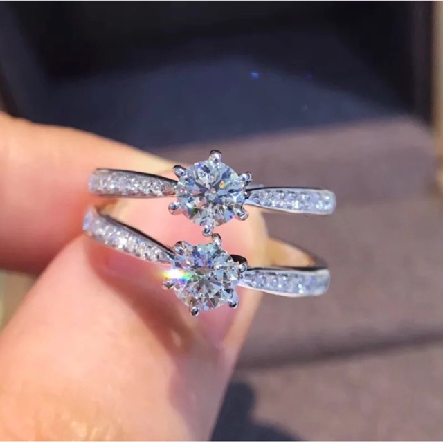 ✨ใส่โค้ด SSS15SEP ลดเพิ่ม 15%✨ [SALE 80% Off] แหวนเพชรเงิน 92.5% นำ้งามเล่นไฟ