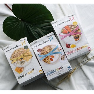 กราโนไวส์ ฟิต กราโนล่า สำหรับผู้ควบคุมน้ำหนักและออกกำลังกาย Granovibes Fit Granola 300g