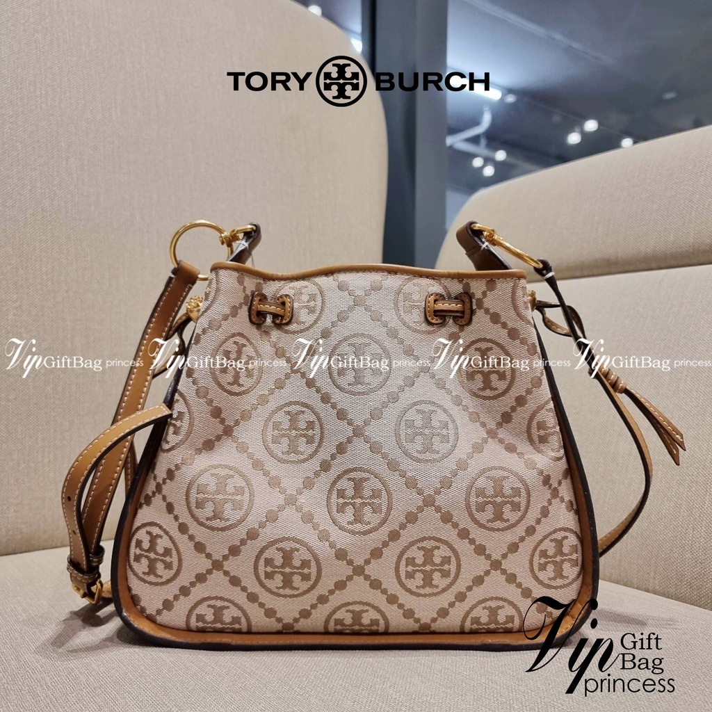 TORY BURCH T MONOGRAM JACQUARD BELL BAG คอลเลคชั่นใหม่ กับกระเป๋าลายโมโนแกรมยอดฮิต ที่มาในรูปทรงดีไซ