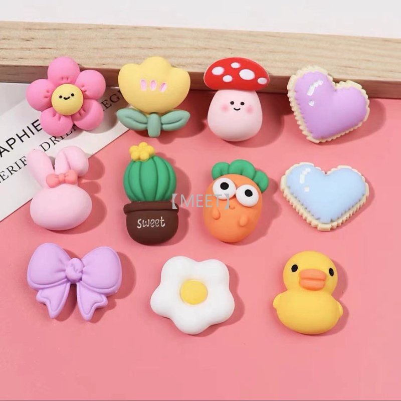 【MEET】1 ชิ้น/ถุง ต้นกระบองเพชร อุปกรณ์ DIY เรซิ่น การ์ตูนน่ารัก แพคเกจวัสดุกาวครีม 3Dสามมิติสต DIYวัสดุทำมือ อุปกรณ์เสริม เคสโทรศัพท์ ตกแต่งเล็บ