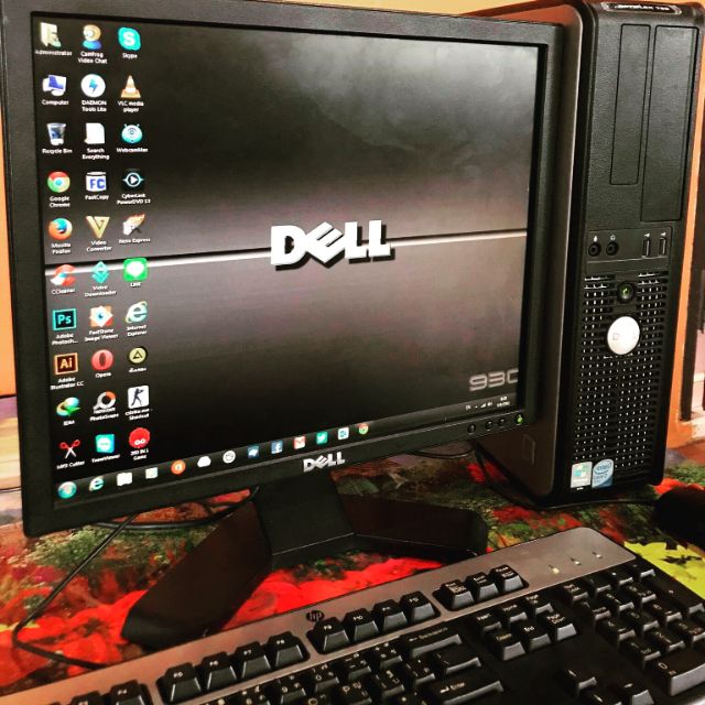 คอมพิวเตอร์ Dell ครบชุด 2990 บาท