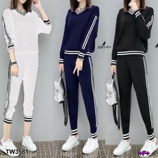 TW3581

Set 2 ชิ้น เสื้อเอวจั้ม แขนยาว คอวีซก+กางเกงขาจั้ม