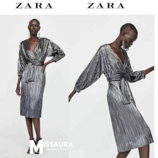 Dress ZARA งานอัดพีททั้งตัวสีเงาวาวไฮโซ สวยหรูมาก