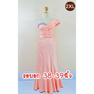 E1722-1-2XL-ชุดราตรียาวคนอ้วน สีพีช ผ้าไหมซาตินเกรดเอ เกาะอกปักเลื่อม บ่าเดี่ยวเฉียงจับจีบ กระโปรงทรงหางปลา