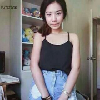 เสื้อสายเดี่ยวสีดำ
