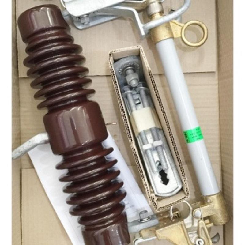 ฟิวส์แรงสูง ฟิวส์สำหรับไฟกำลัง( Fuse Cutout or Drop Out Fuse)