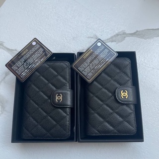 NEW C/ H / A / N /E L WALLET CAVEAR