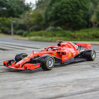 Bburago 1:18 Ferrari 2018 SF71H F1 Racing # 7 # 05 รถหล่อแบบคงที่โมเดลของเล่นงรถยนต์านอดิเรกของสะสม