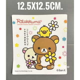 (1ชิ้น)สติกเกอร์สูญกาศ ติดแผ่นป้ายภาษี พรบ. ในรถยนต์ #Rirakkuma หมีดอกไม้ ลิขสิทธิ์แท้