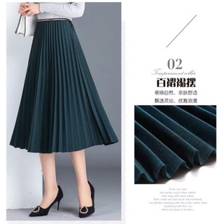 กระโปรพลีทClassic Pleated Skirt