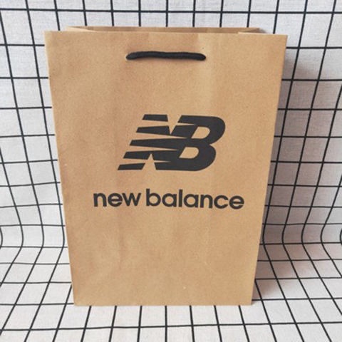 NB530ถุงของขวัญนิวบาลานซ์ นิวบาลานซ์ ถุงกระดาษคราฟท์ขนาดใหญ่