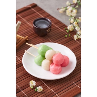 โมจิ 3 สี ฮานามิ ดังโงะ ขนมญี่ปุ่น โมจิ Hokkaido Hanami dango