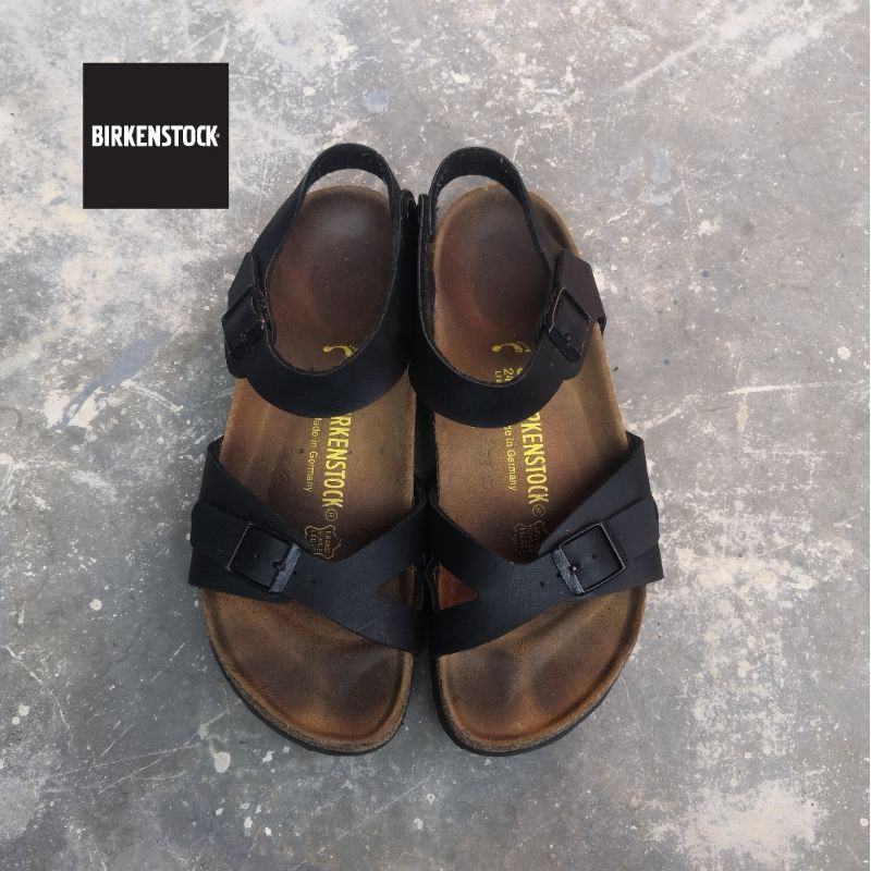 รองเท้า​ Birkenstock​ Rio Black​ Sandal​ ของแท้​ มือสอง​