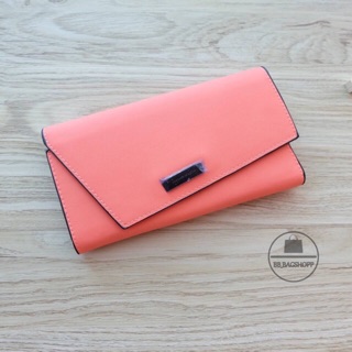 CHARLES &amp; KEITH AYSMMETRIC FLAP WALLET (สีชมพู) (Outlet)