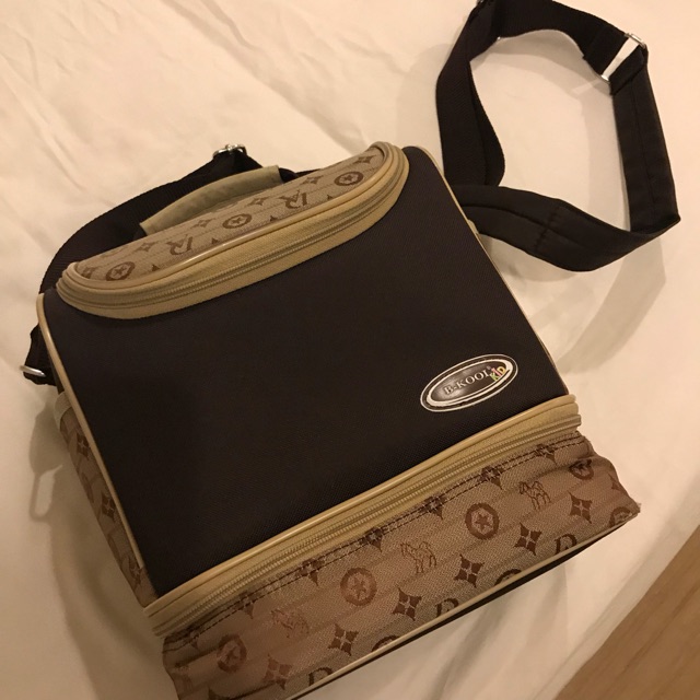 กระเป๋าเก็บความเย็น Bkool รุ่น working mom สีน้ำตาล มือสอง