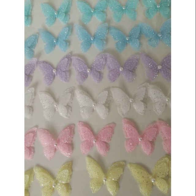 ผีเสื้อผ้า แพคละ 80(10ตัวต่อแพค) สั่งคละสีได้คะ ทักแจ้งคละสีในแชทได้คะ