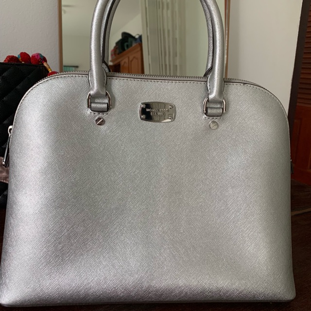 กระเป๋า MK แท้ มือสอง