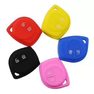เคสรีโมตกุญแจรถยนต์ ซิลิโคน 2 ปุ่ม สําหรับ Suzuki Grand Vitara Swift Liana SX4 Alto Jimny Shell FOB