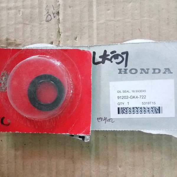 Grand Win Prima Engkel Magnet Seal 18.9x30x5 AHM 91202 GK4 722