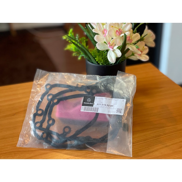 ยางฝาวาวล์ Oil Pan Gasket - Mercedes-Benz W212 W207 W204 A651 014 02 80  Engine OM651