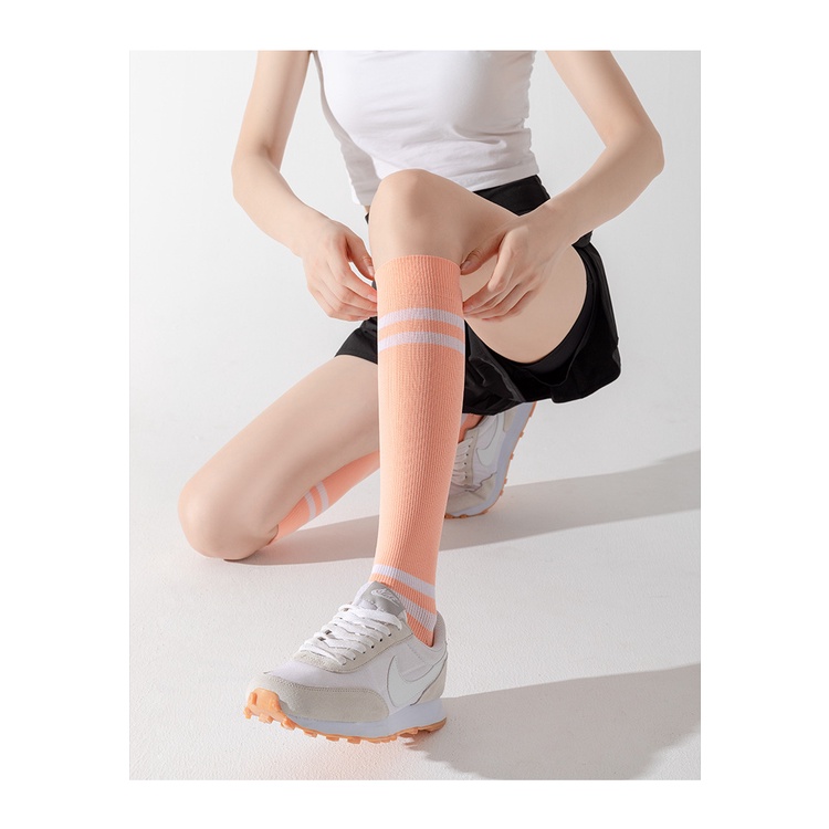 ถุงเท้ากีฬา รัดกล้ามเนื้อ ผู้หญิง มืออาชีพ ฟิตเนส วิ่ง กระโดดเชือกบีบอัด ท่อนบน น่อง ถุงเท้าผู้หญิง ยาว ยืดหยุ่น ถุงเท้า - รูปที่ 5