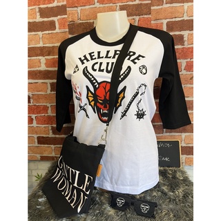 เสื้อยึดทูโทนพิมพ์ลาย Hellfire Clubสไตล์วินเทจ