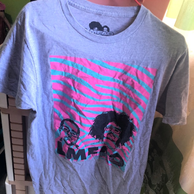 เสื้อยืดวง LMFAOมือสองus
