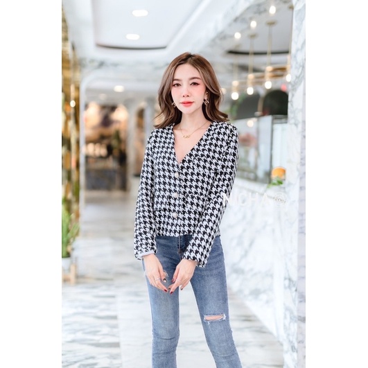 NICHA ONLINE 🛒💖เสื้อคลุม ผ้าไหมพรม ทอลายชิโนลิ 💟 มีกระเป๋าคู่ กระดุมทอง มีซับใน ผ้าดีมากก 🌸🌼