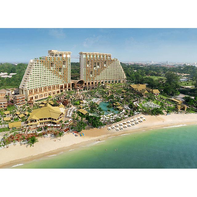 Centara Grand Mirage Beach pattaya