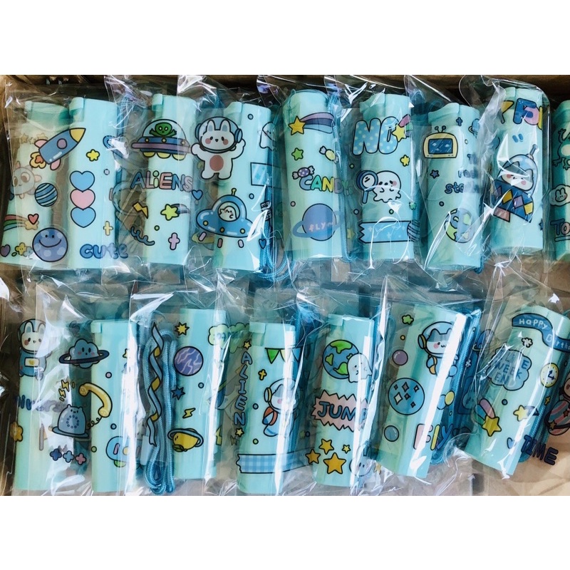 19 บาทเท่านั้น (ขวดเปล่า) +สายคล้องคอ+ฟรีสติ๊กเกอร์ลายน่ารัก 1 แผ่น🔥🔥ขวดสเปรย์แอลกอฮอล์ 10ML + รีฟิลแอลกอฮอล์ได้