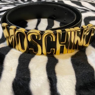 [มือสอง] เข็มขัด MOSCHINO ของแท้ size 38