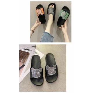 พร้อมส่ง รองเท้าแตะผู้หญิง (หมีSTART) รองเท้าแตะยางพื้นนุ่มใส่สบาย （แนะนำให้ซื้อเพิ่ม1เบอร์)