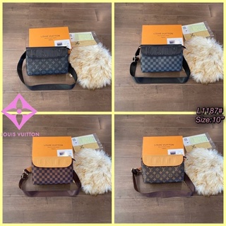 กระเป๋า Louis Vuitton Sling Bag