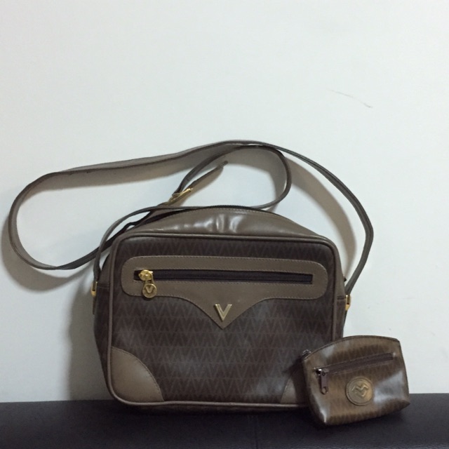 กระเป๋าสายข้าง Valentino วินเทจ
