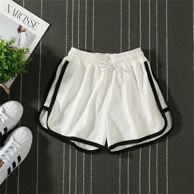 กางเกงขาสั้นหญิง สไตล์เกาหลี ทรง Sport (พร้อมส่ง)